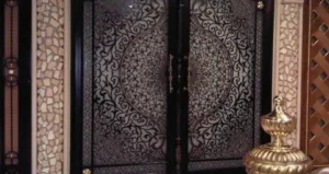 باب عازل للحرارة الكويت